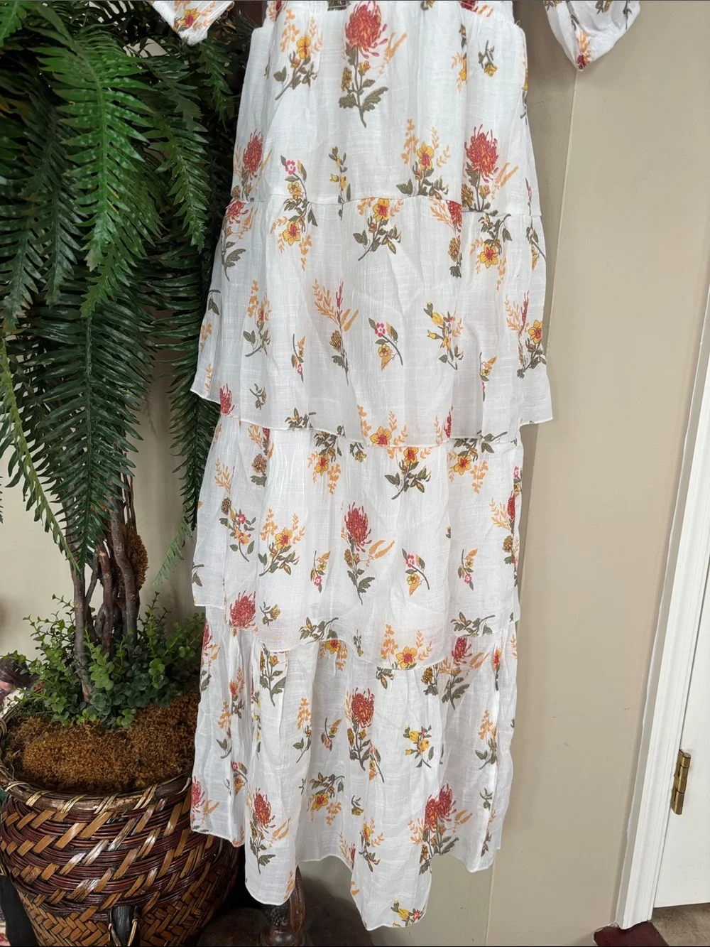 J. Gee White Boho Floral Tiered Maxi Dress Smocked Bodice Ruffle Puff Sleeves - Picture 6 of 15